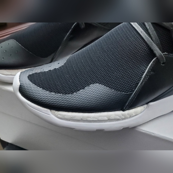 Adidas Y3 (Yohji Yamamoto) QR Run - Picture 10 of 10